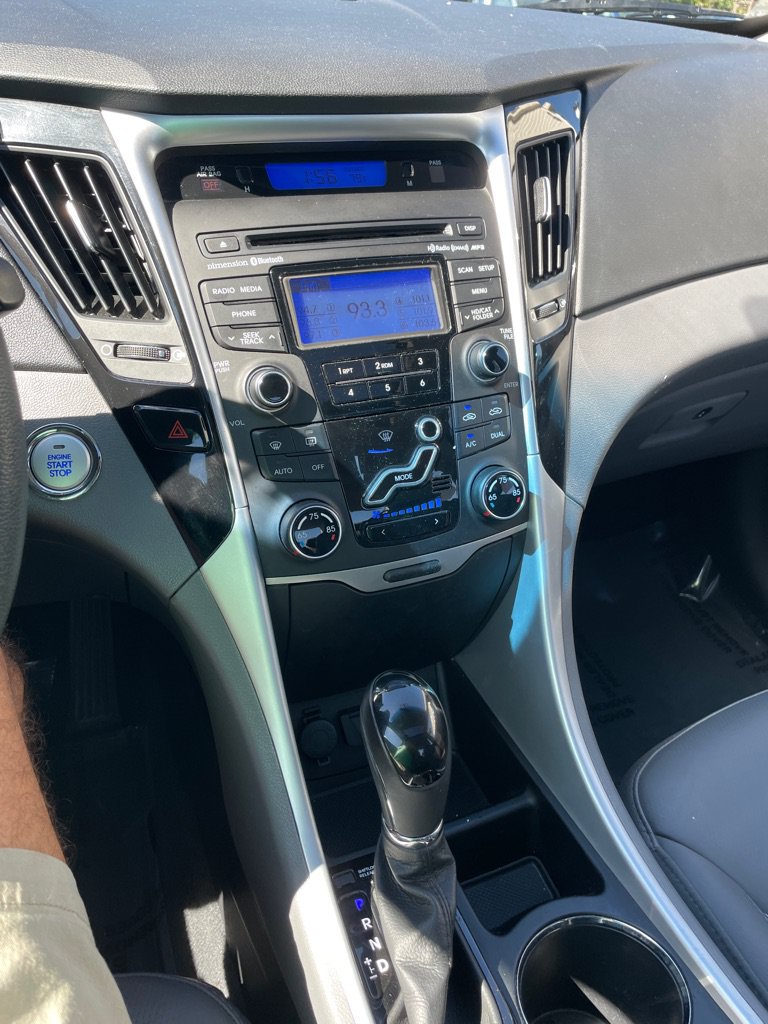 Used 2013 Hyundai Sonata Limited FWD image 13