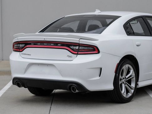 Used 2021 Dodge Charger R/T RWD image 12