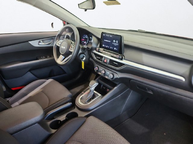 Certified 2023 Kia Forte LXS w/ LXS Technology Package FWD image 21