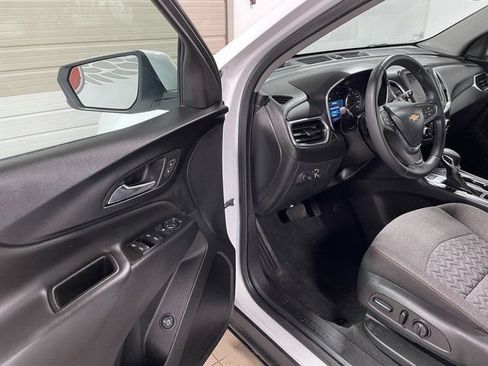 Used 2024 Chevrolet Equinox LT AWD/4WD image 10