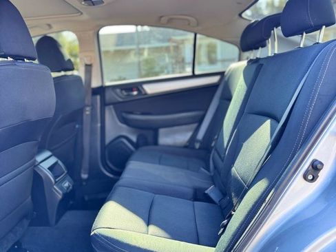Used 2018 Subaru Legacy 2.5i Premium AWD/4WD image 17