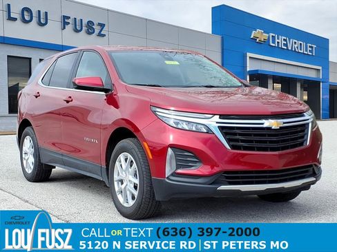 Used 2024 Chevrolet Equinox LT image 1