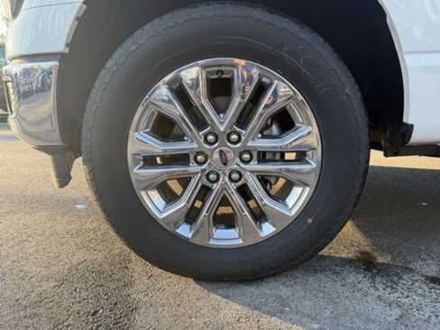 New 2025 Ford F150 Lariat w/ Equipment Group 502A High image 9