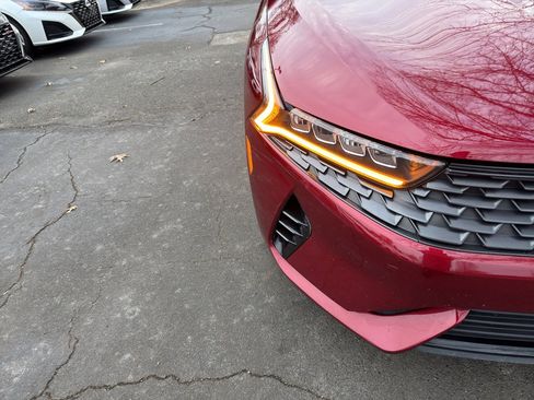 Used 2022 Kia K5 LXS image 10