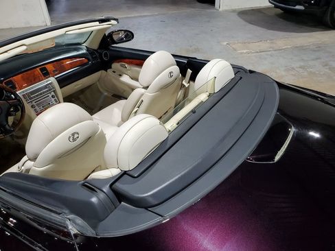 Used 2007 Lexus SC 430 Convertible RWD image 38