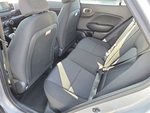 New 2026 Hyundai Venue SE image 18