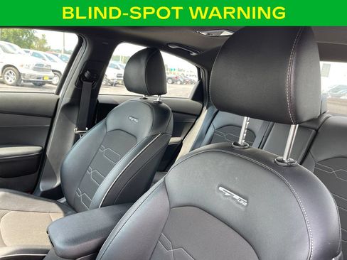 Used 2023 Kia Forte GT-Line w/ GT-Line Premium Package FWD image 16