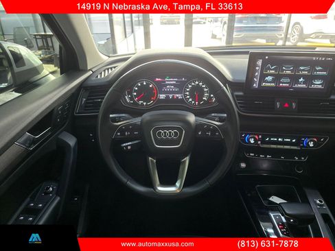 Used 2021 Audi Q5 2.0T Premium w/ Convenience Package AWD/4WD image 16