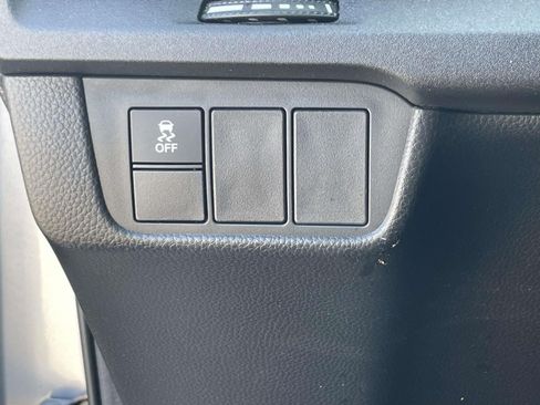 Used 2023 Honda CR-V LX image 17