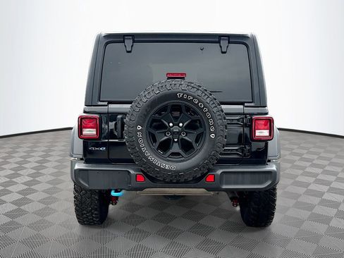 Used 2023 Jeep Wrangler Unlimited w/ Cold Weather Group AWD/4WD image 7