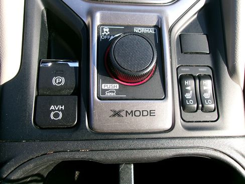 Used 2020 Subaru Forester Premium image 19