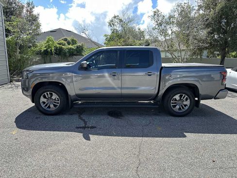 Used 2026 Nissan Frontier SV w/ SV Convenience Package RWD image 3