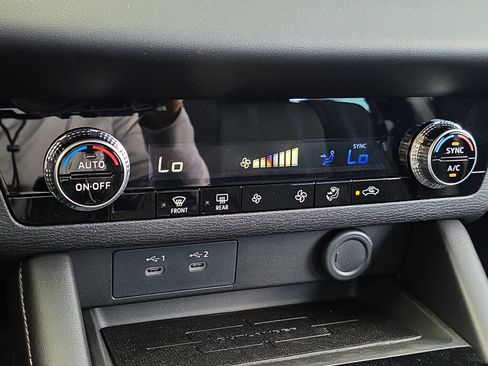 New 2026 Mitsubishi Outlander ES FWD image 20