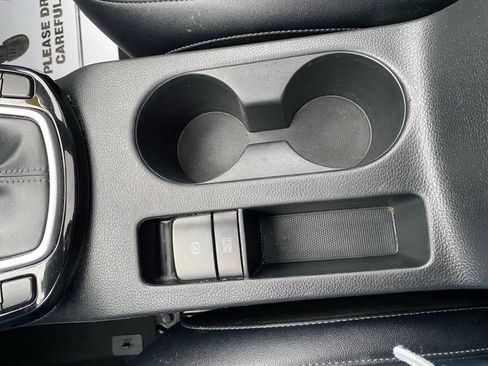 Used 2021 Kia Seltos SX w/ SX Sunroof Package image 22