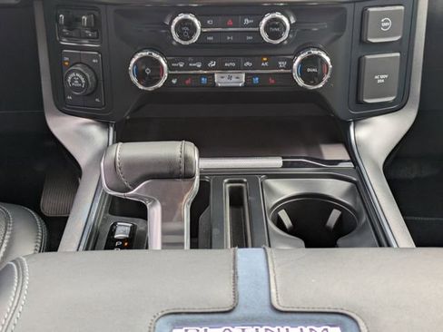 Used 2025 Ford F150 Platinum w/ FX4 Off-Road Package image 19
