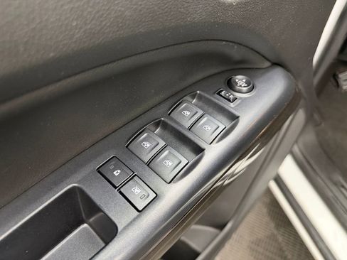 Used 2020 GMC Canyon SLT w/ Driver Alert Package AWD/4WD image 12