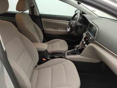Used 2019 Hyundai Elantra Value Edition FWD image 21