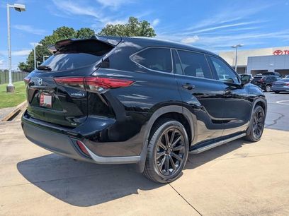 Used 2022 Toyota Highlander XLE