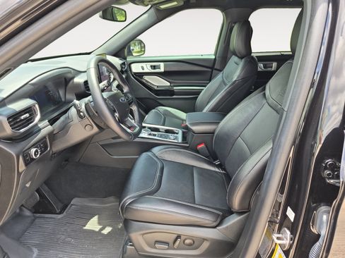 Used 2023 Ford Explorer ST w/ Equipment Group 401A AWD/4WD image 23
