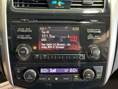 Used 2013 Nissan Altima 2.5 SV FWD image 17