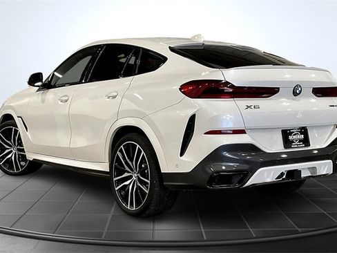 Used 2021 BMW X6 xDrive40i w/ M Sport Package image 13