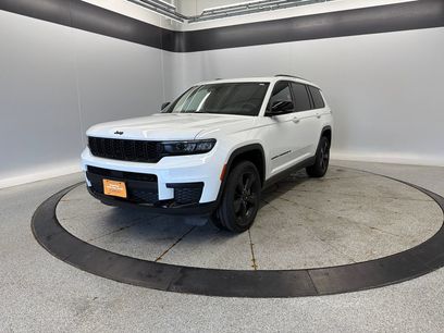 Used 2023 Jeep Grand Cherokee L Laredo
