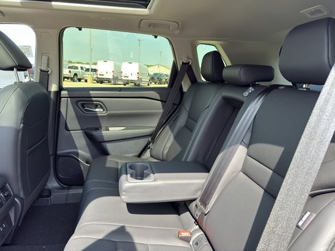 New 2026 Nissan Rogue SV w/ SV Premium Package image 34