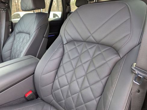 Used 2023 Lexus NX 350 AWD image 21