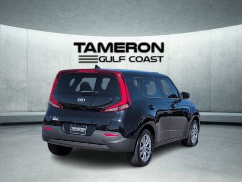 Used 2020 Kia Soul LX image 8