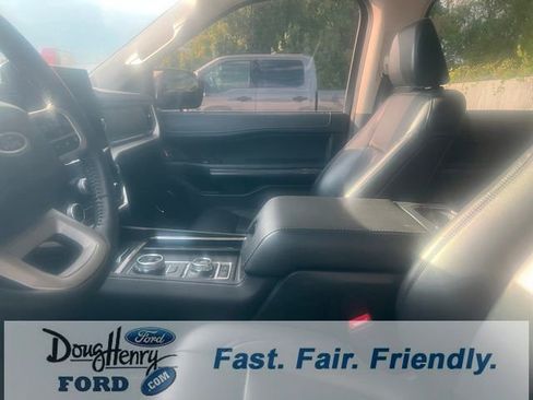 Used 2024 Ford Expedition XLT image 6