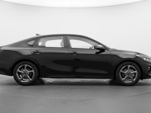 Used 2025 Kia K4 FWD image 11