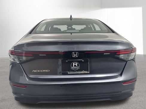 Used 2023 Honda Accord EX image 34