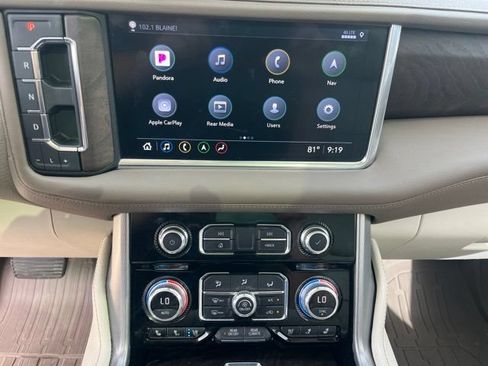 Used 2021 GMC Yukon XL Denali w/ Denali Ultimate Package AWD/4WD image 24