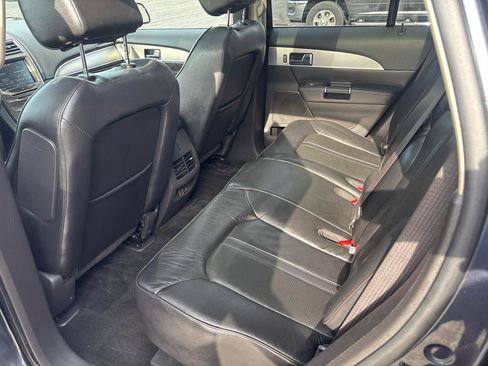 Used 2013 Lincoln MKX AWD image 32