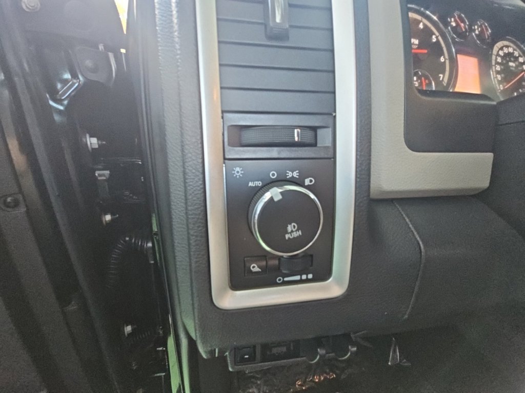 Used 2012 RAM 2500 Power Wagon w/ Luxury Group AWD/4WD image 14