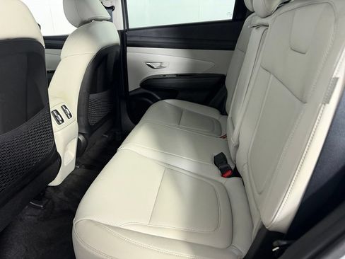 Used 2025 Hyundai Tucson Limited AWD/4WD image 27