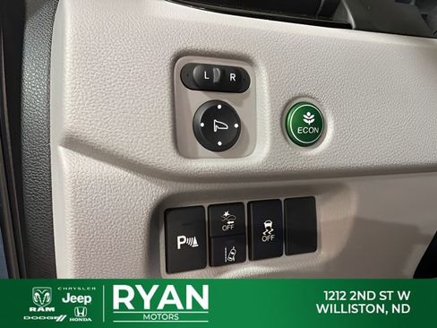 Used 2021 Honda Pilot Touring image 19