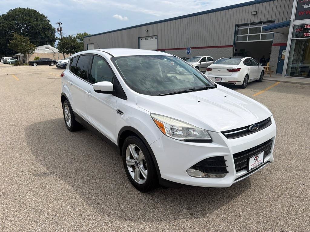 Used 2014 Ford Escape SE FWD image 2