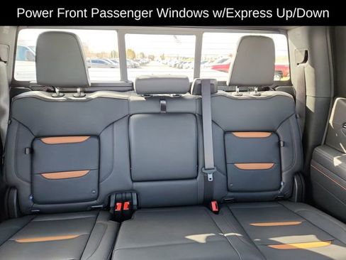 Used 2025 GMC Sierra 1500 AT4 w/ AT4 Premium Package image 32