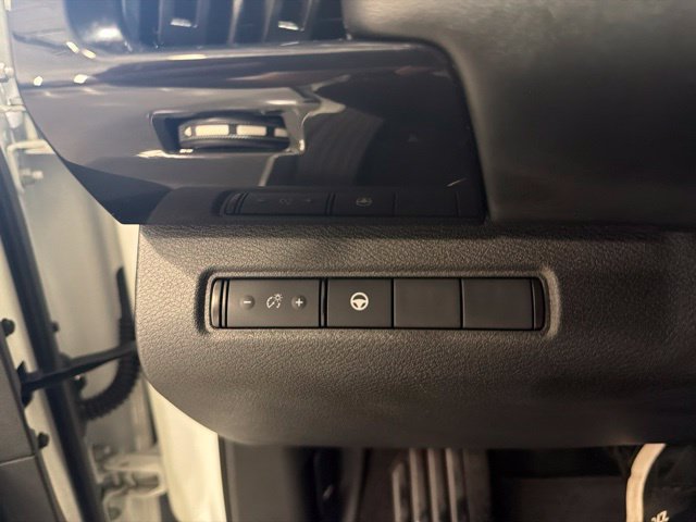 Certified 2024 Nissan Pathfinder SV AWD/4WD image 21