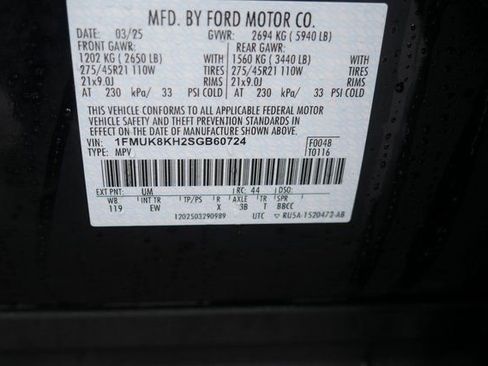 Used 2025 Ford Explorer ST-Line w/ Premium Package image 29