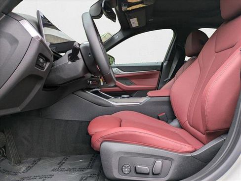 Used 2025 BMW i4 xDrive40i w/ Premium Package image 4