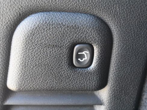 Used 2025 Dodge Durango GT image 21