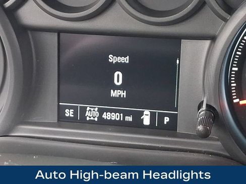 Used 2023 Chevrolet Silverado 1500 Custom AWD/4WD image 6