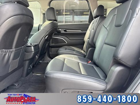Used 2025 Kia Telluride S FWD image 38