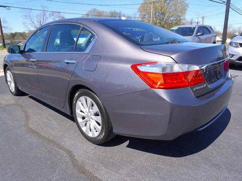 Used 2015 Honda Accord EX-L image 8