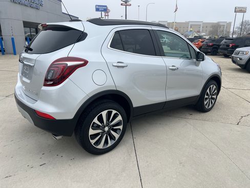 Used 2022 Buick Encore Preferred w/ Safety Package image 5