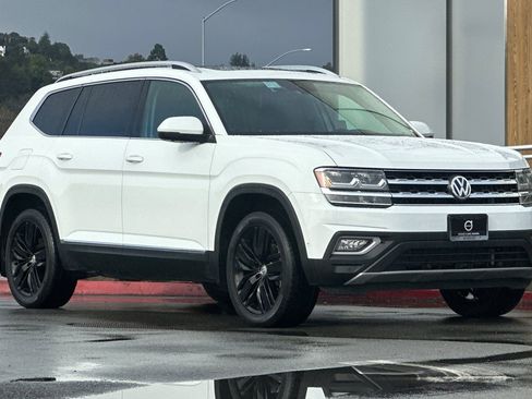 Used 2019 Volkswagen Atlas SEL Premium image 9