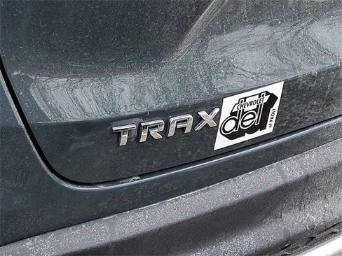 Certified 2025 Chevrolet Trax LT image 10