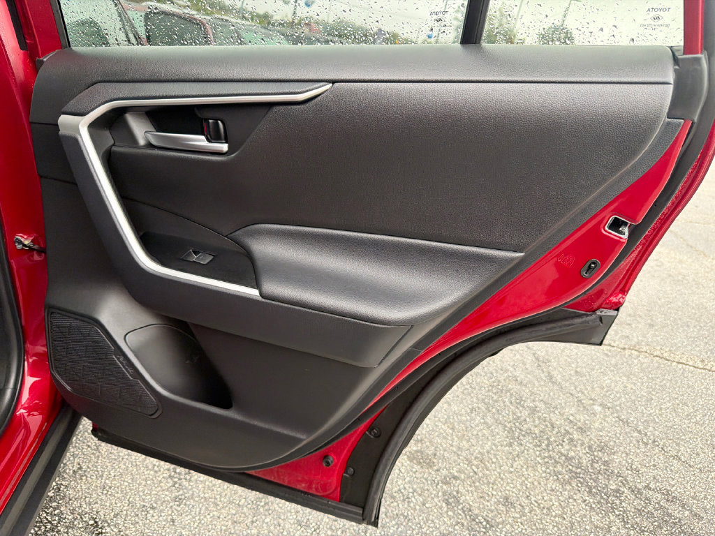 Used 2025 Toyota RAV4 XLE Premium FWD image 16